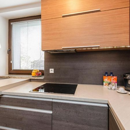 Lupoapartments Kosynierow Klimatyzacja Dostep Na Kod Łódź Dış mekan fotoğraf